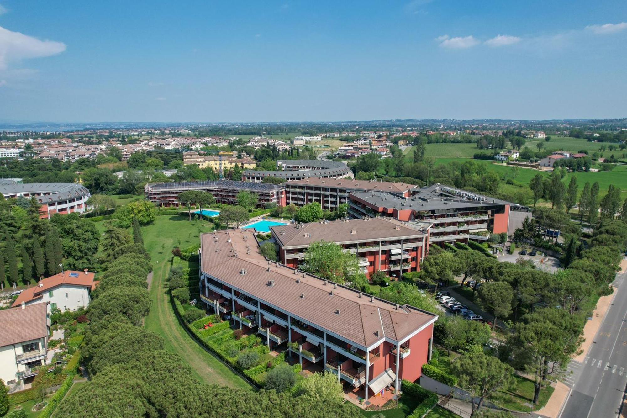 Breeze Apartment Desenzano del Garda Eksteriør bilde